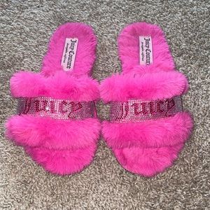 Juicy couture slides